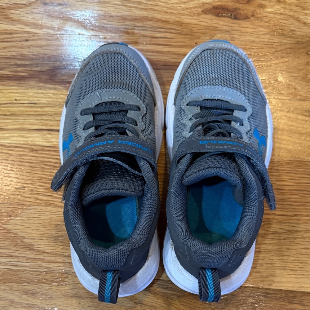 Under Armour Kids' Sneakers in Gray and Blue - Picture 4 of 6
